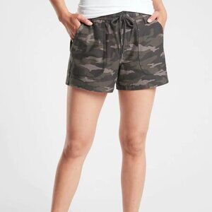 Athleta Camo Farallon Short